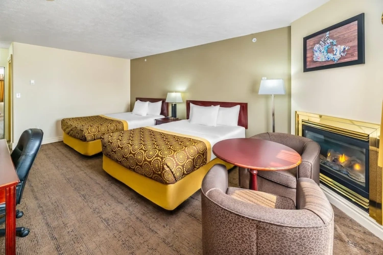 Standard Quadruple room with balcony