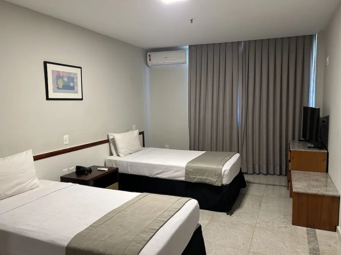 Standard Twin room with courtyard view