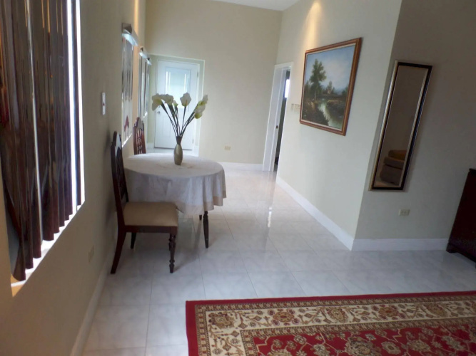Luxurious Romantic Suite Kensington