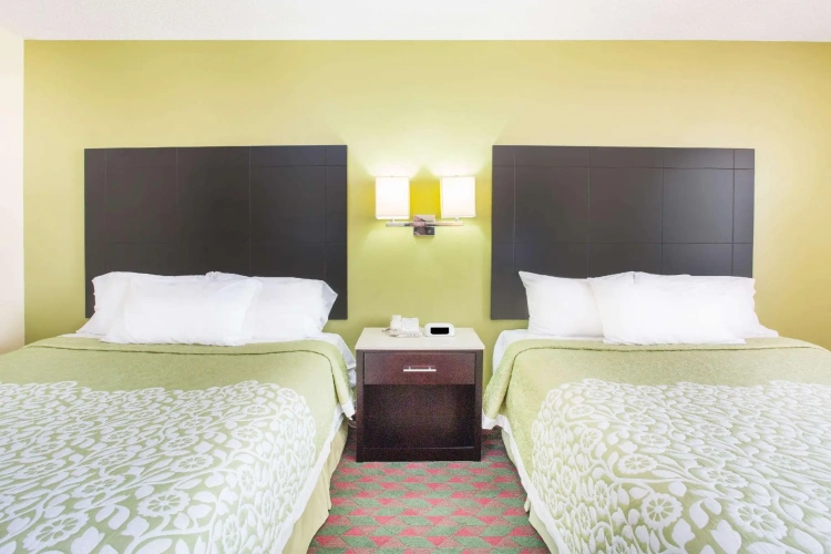 Quadruple Suite