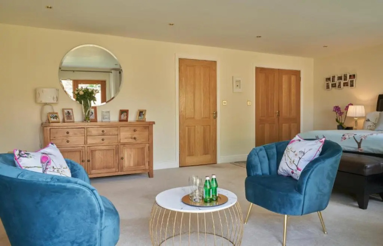 Dublin 'Home from Home', Luxury, Private Secure House
