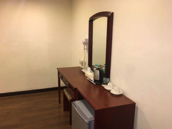 Li Gang Hotel