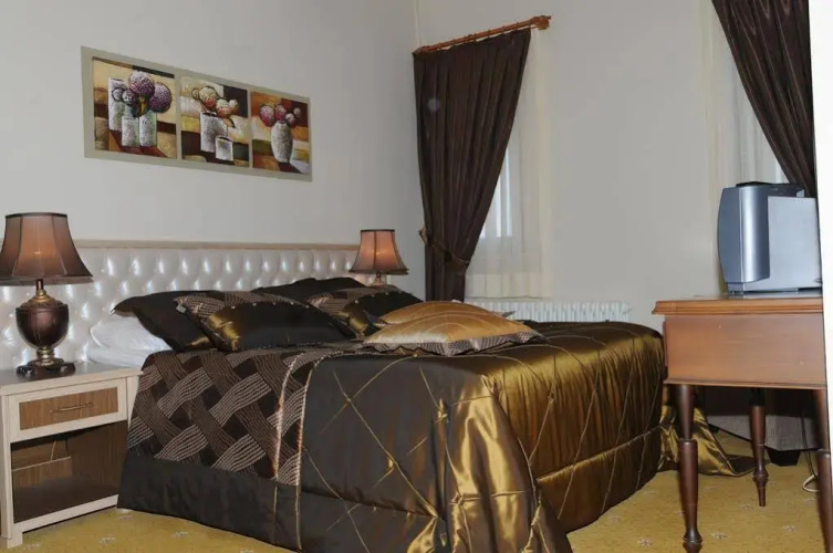 Camlik Hotel