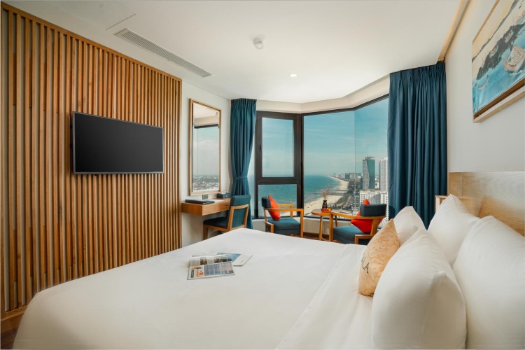 Superior Double room with partial sea view