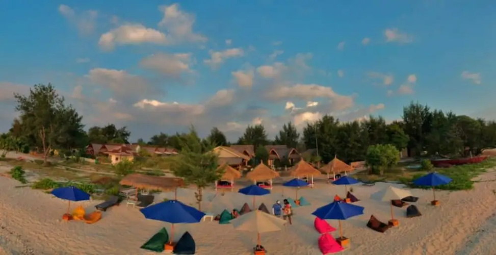 Sunset Beach Bungalow