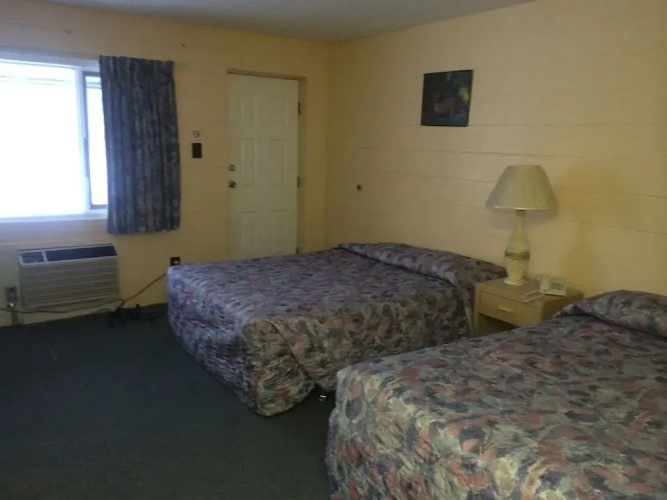 Road Runner Motel