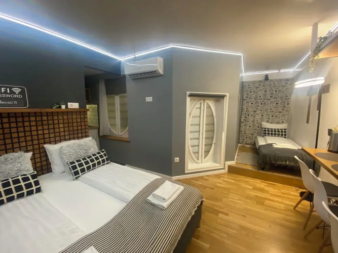 Walk Inn Vaci
