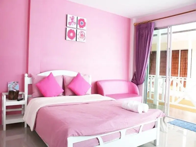 Barberry Beach Resort