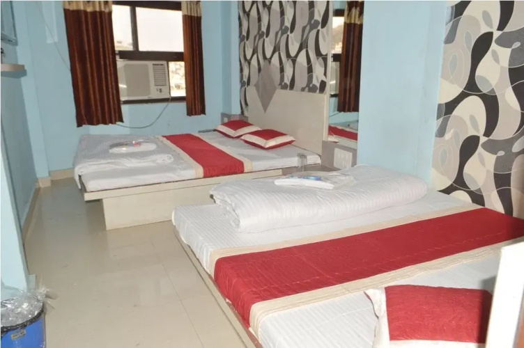 Hotel Sukh Suvidha Inn