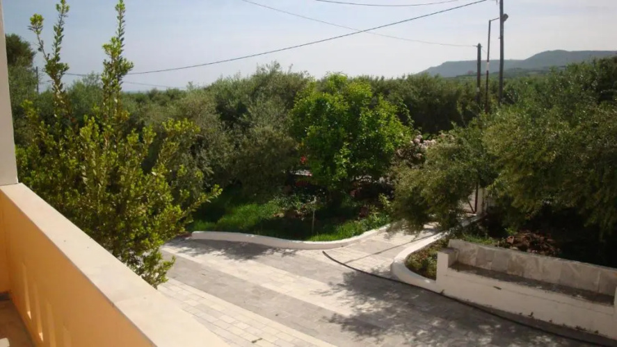 Calamon Apartments