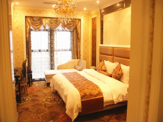 Deluxe Double Suite
