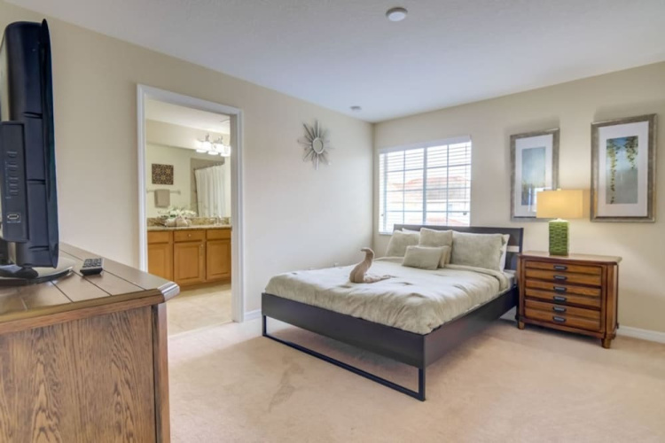 Paradise Palms 5 bed / +3 bathrooms townhome