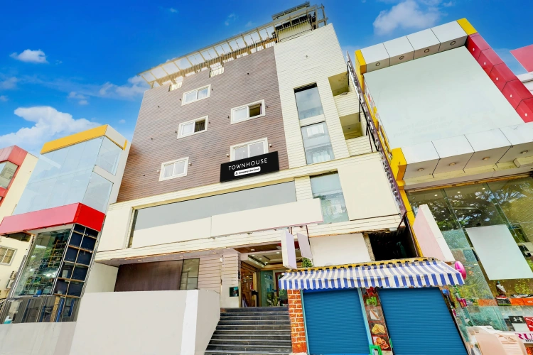 Super Townhouse Mg Road Near Commercial Street