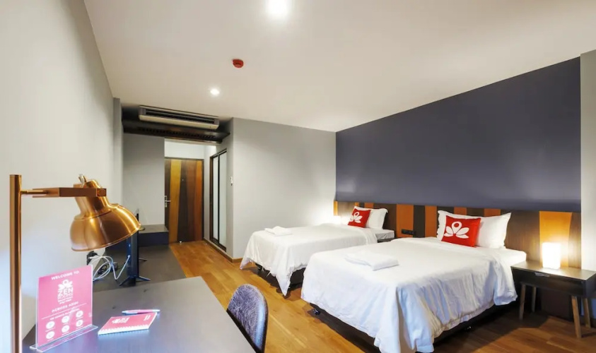 Zen Rooms Zleepmotion Bangkok