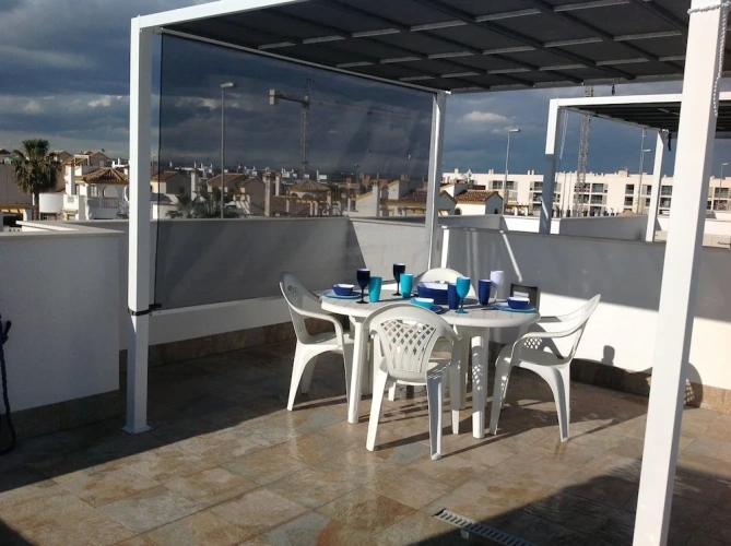 2 Bedrooms Apartment with balcony