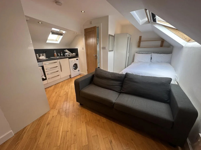 Stunning 1-bed Studio in Pudsey