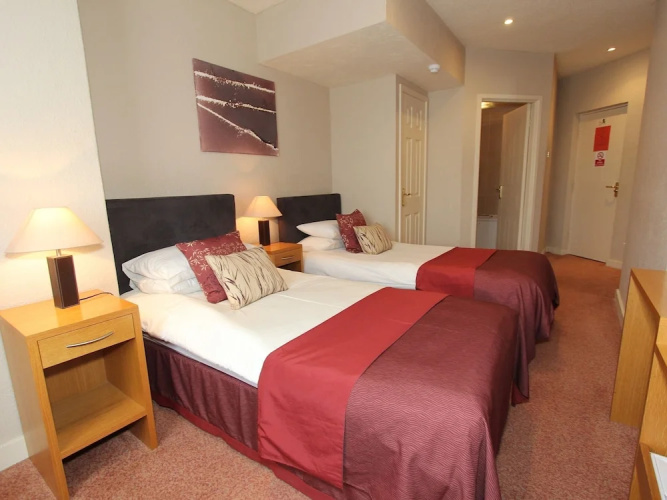 Nanhoron Arms Hotel