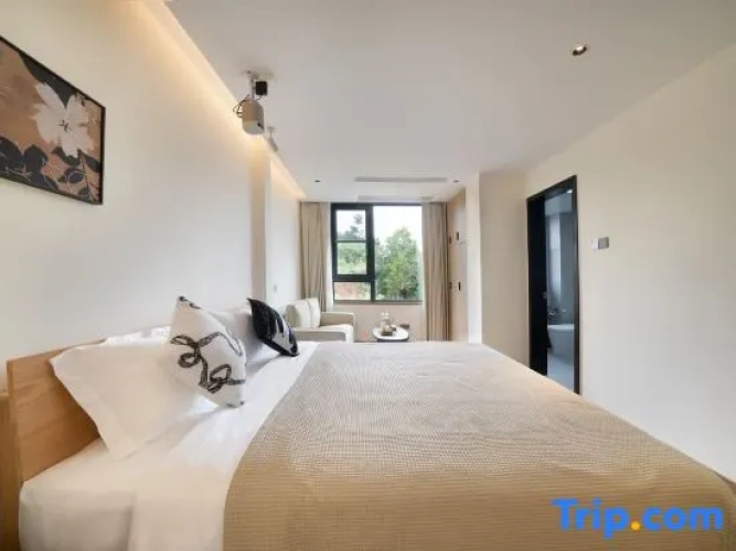 Standard Double room with courtyard view