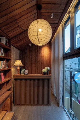 The Lamp Boutique House
