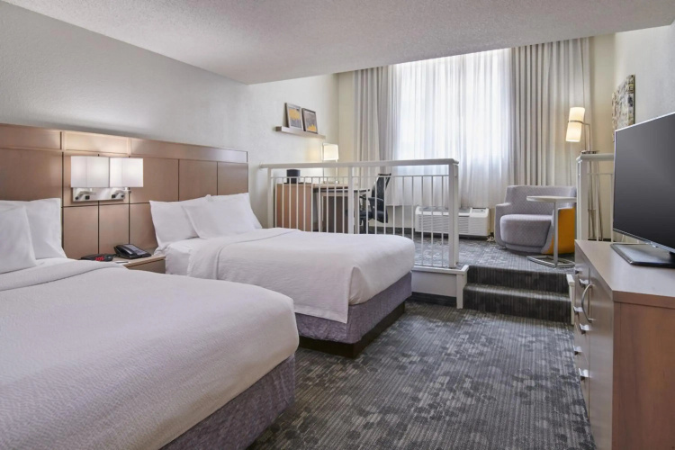 Courtyard by Marriott Columbus Downtown