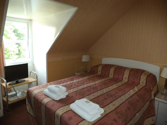 Menzies Guest House