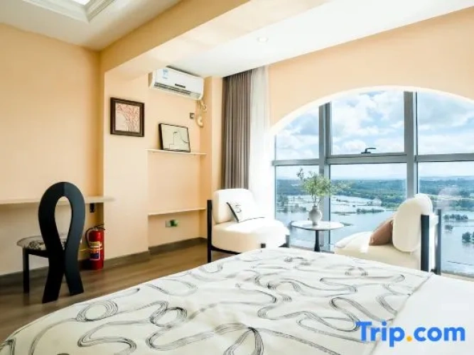 Deluxe Twin room with lake view
