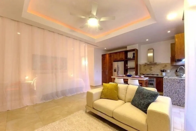 Romantic Zone V177 Studio