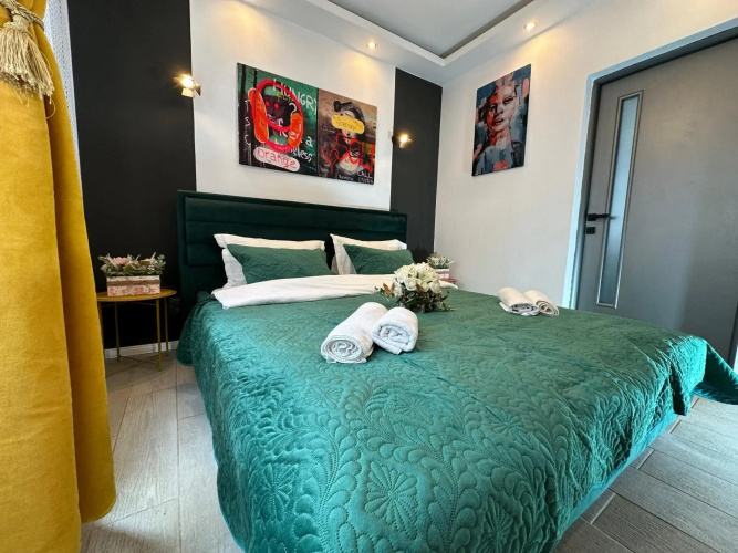 Anna Lux Apartment