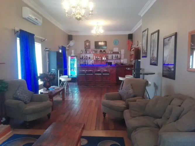 Le Bay Lodge
