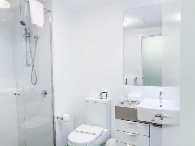 2 Bedrooms Apartment