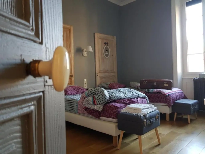 Standard Triple room with garden view