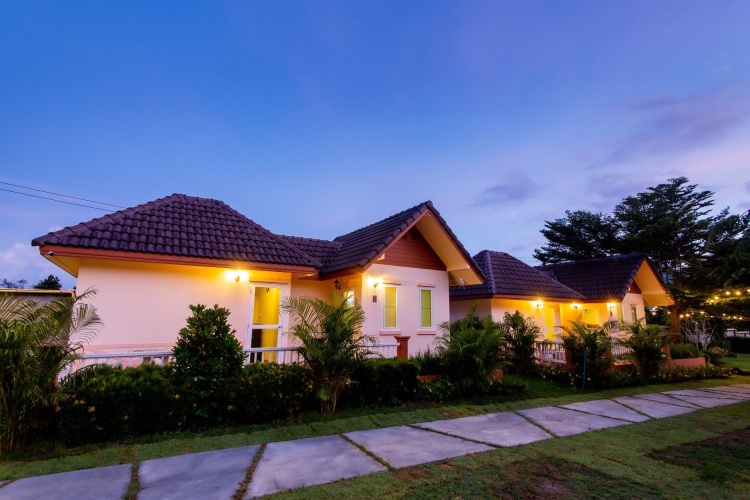Twin Villa