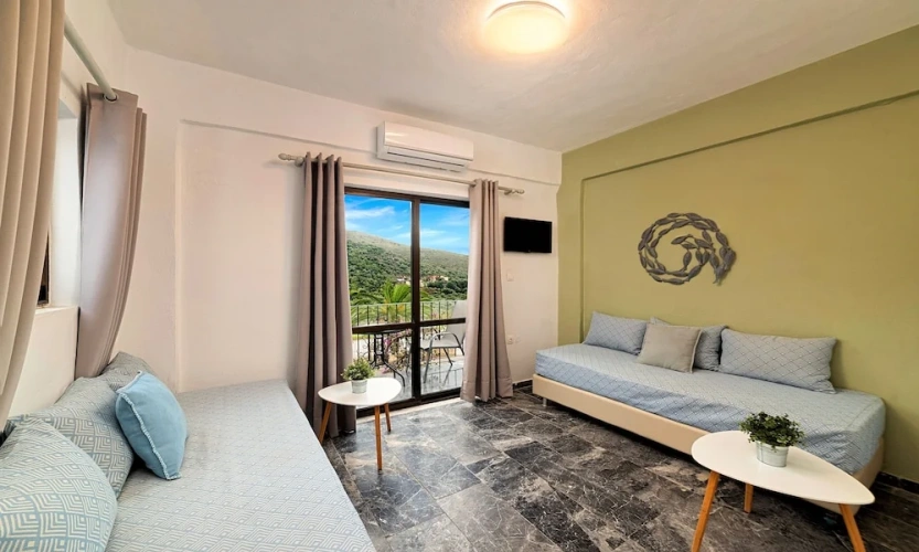 Standard room with balcony