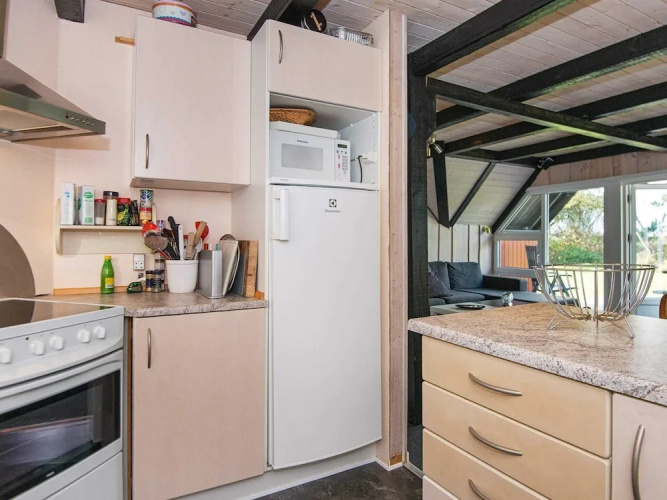 Tranquil Thatched Cottage on Romo-by Traum