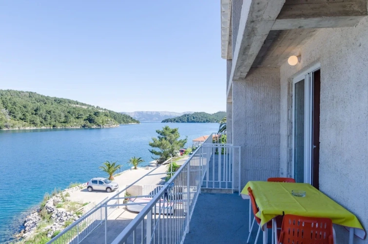 2 Bedrooms Standard Quadruple Apartment with balcony and with sea view