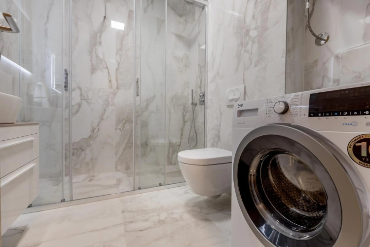 Athos Square Apartments