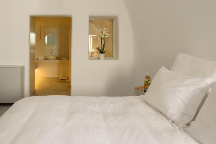 Oia Memories Suites
