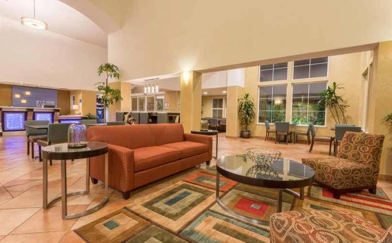 Holiday Inn Express Hotel & Suites Manteca by IHG