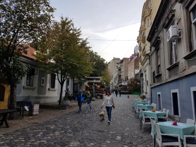 Apartment Francuska 16a