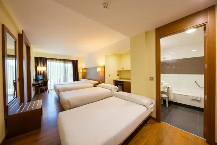 Hotel Thalasso Cantabrico Las Sirenas