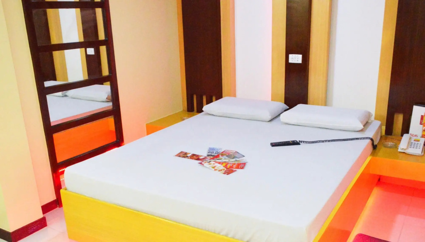 Hotel Sogo Roxas Blvd