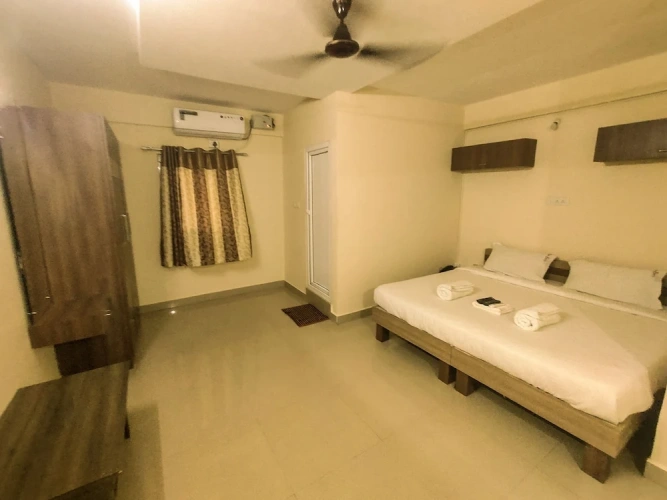 Premium Triple room