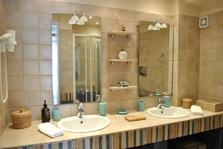 Pende Traditional Luxury Villas