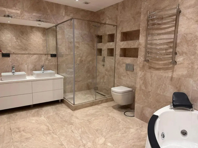 2 Bedroom Apt on Republic Square