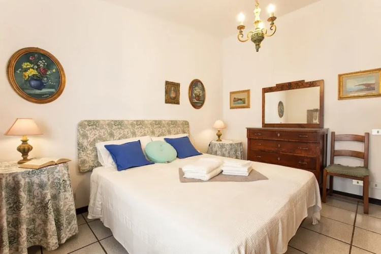 Alghero, Lighthouse Penthouse with sea view and beach front