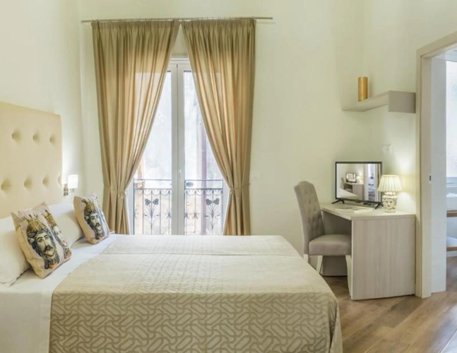 Kéramos Luxury Rooms