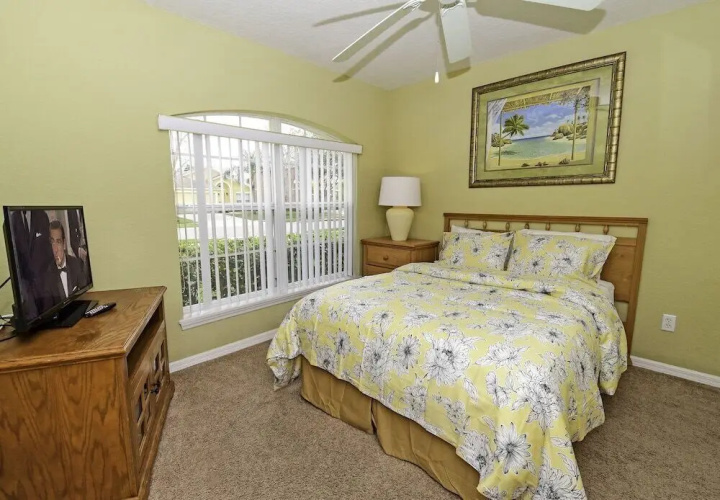 Bailey's Brave Base - 3 Br villa by RedAwning