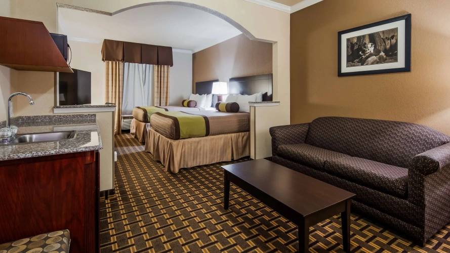 Quadruple Suite