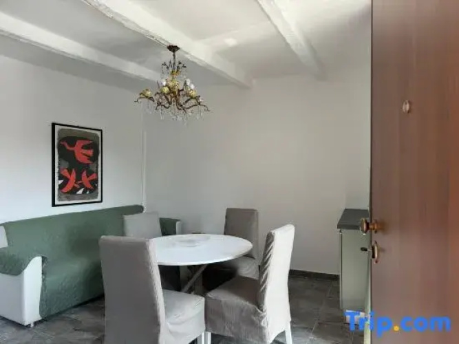 Sormano Apartments - THE V Collection