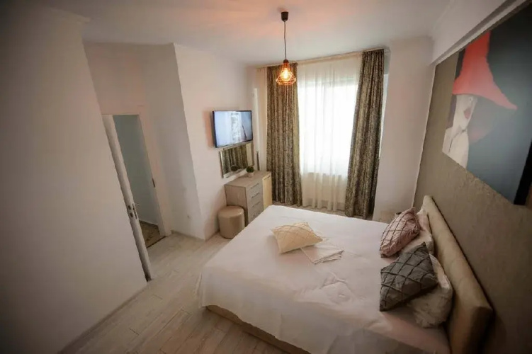 SOLID RESIDENCE MAMAIA cm